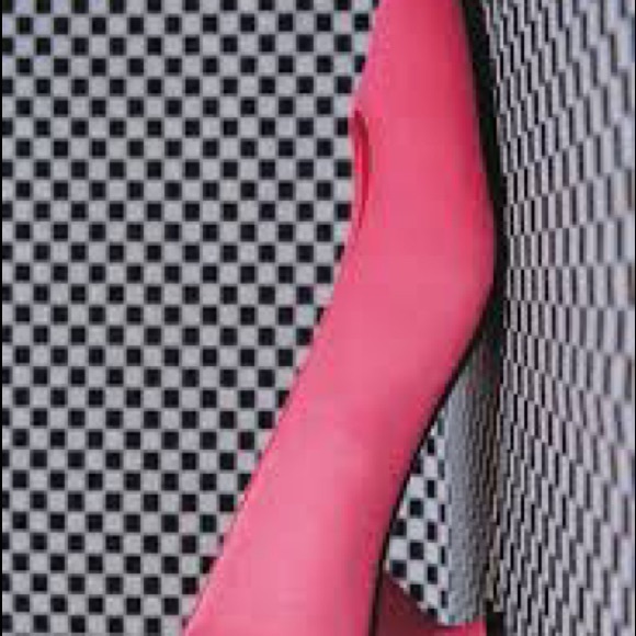 ZARA SATIN EFFECT POINTED TOE HEELS - fuchsia - Picture 16 of 17